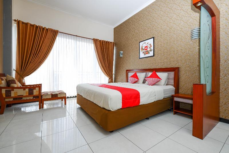 Arya Graha Semarang Otel Dış mekan fotoğraf